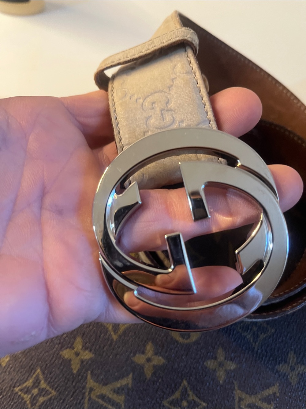 Rehab Gucci belt callouts buy her for the buckle! - Picture 2 of 15